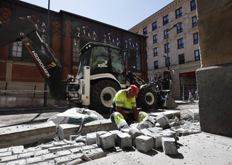 Imagen secundaria 1 - Empujón estival de obras en zonas clave para el tráfico de la ciudad