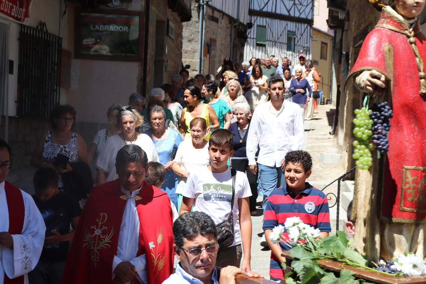 Día de fiesta en San Esteban de la Sierra