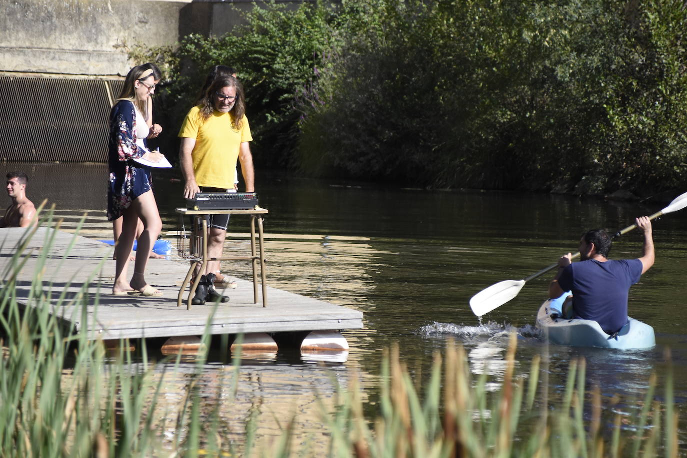 Carrera y piraguas en el río de Ciudad Rodrigo