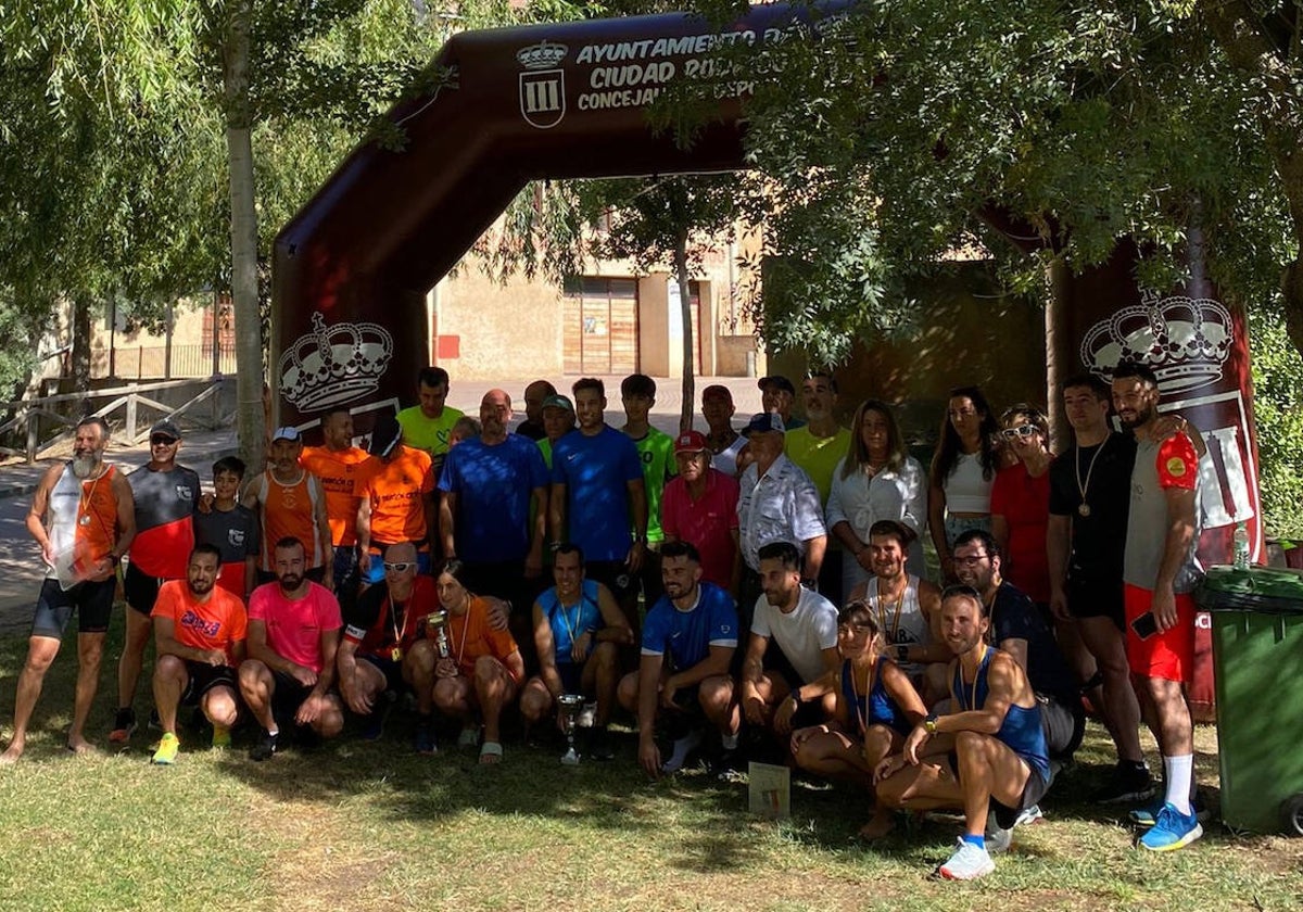 Carrera y piraguas en el río de Ciudad Rodrigo