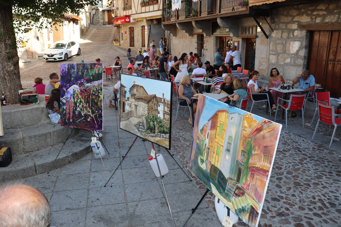 El certamen de pintura llena San Esteban de la Sierra de arte