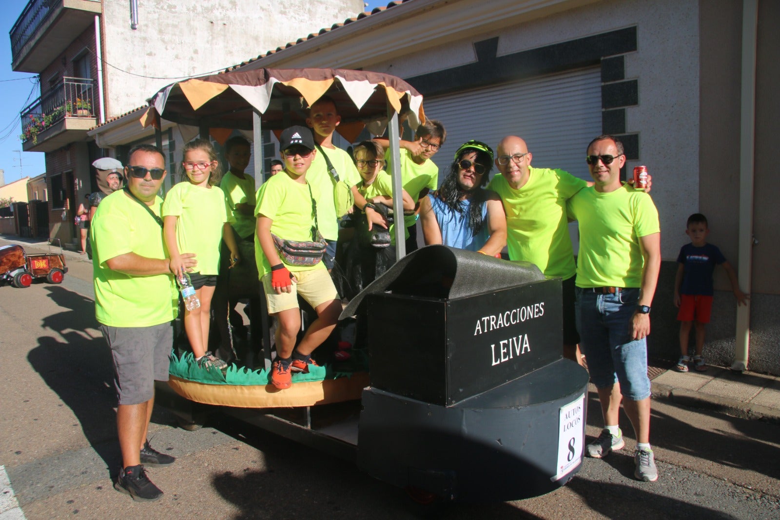 Doñinos disfruta de los Autos Locos y del Market de Artesanía