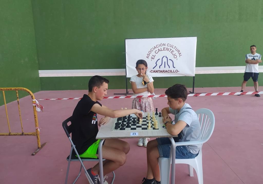 Éxito de participación y gran nivel de juego en el VI Torneo de Ajedrez de Cantaracillo