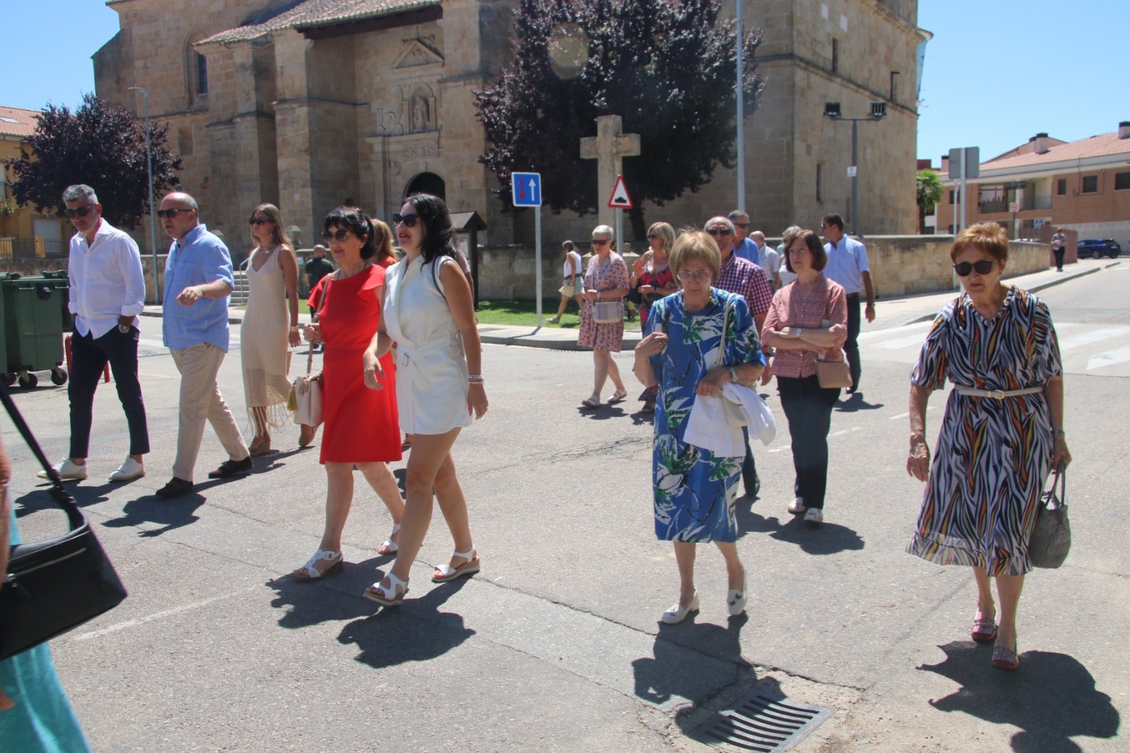 Castellanos de Moriscos arropa y acompaña al Cristo de las Batallas