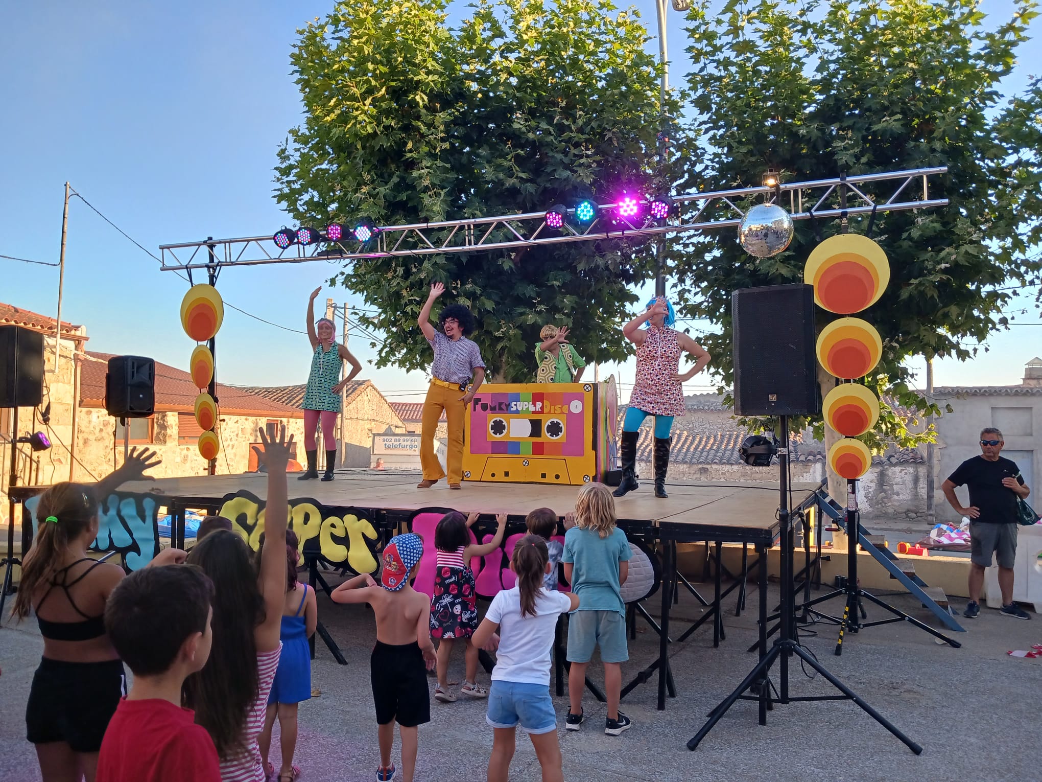 La caldereta une a los vecinos de Almenara de Tormes