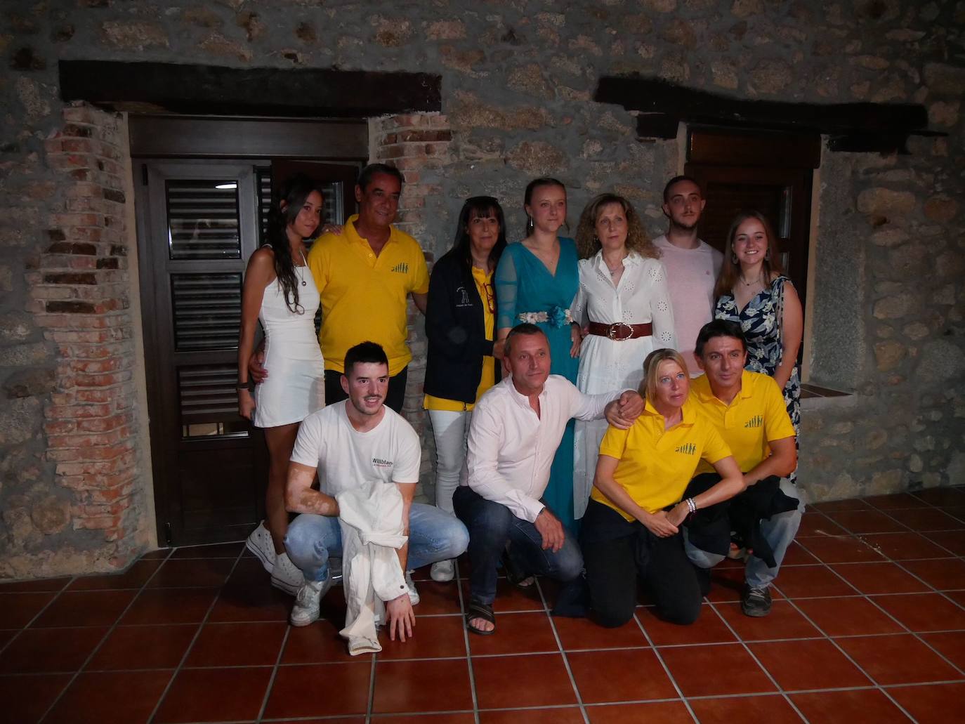 Linares de Riofrío llena en el pregón de las fiestas y la coronación de la reina