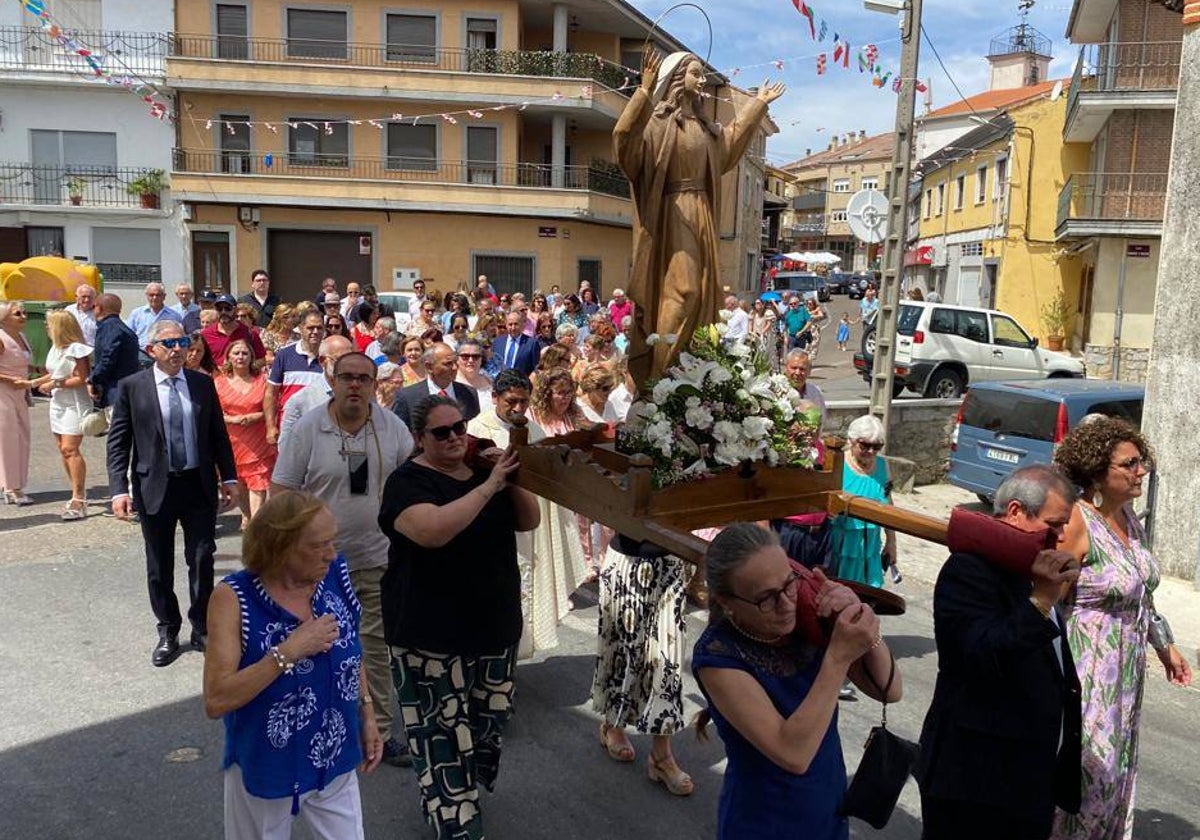 Don Juanjo se reencuentra con Linares y la Virgen de la Asunción