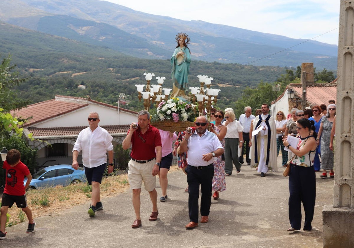 Vallejera de Riofrío celebra el día de la Virgen de la Encarnación y se prepara para San Roque