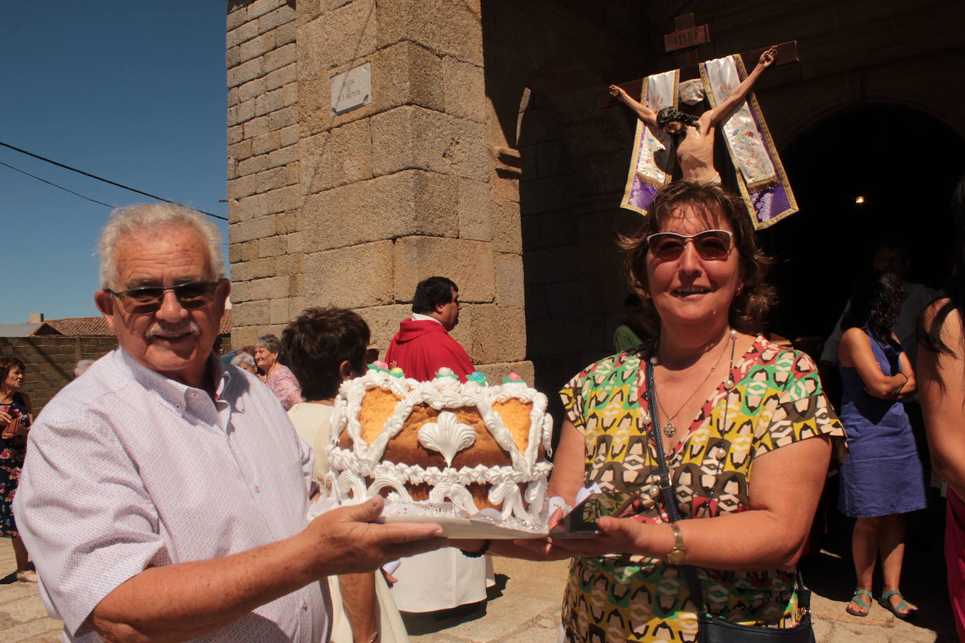 Villar de la Yegua rinde pleitesía al Santo Cristo