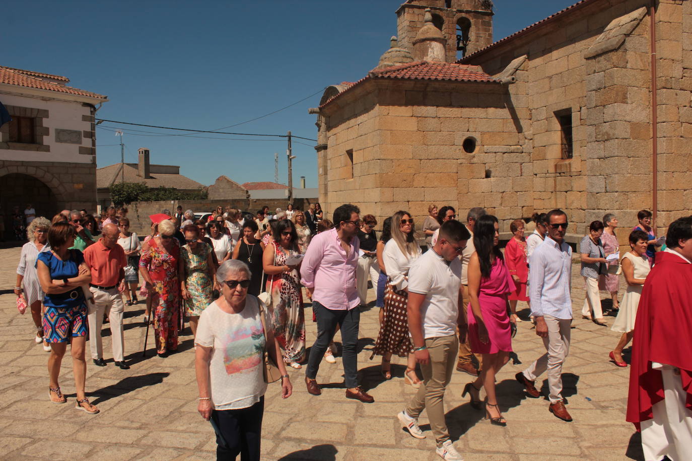 Villar de la Yegua rinde pleitesía al Santo Cristo