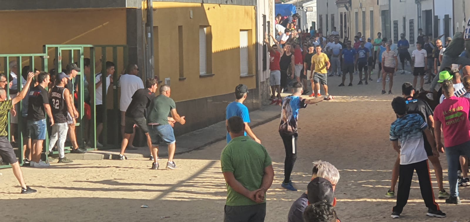 Calzada de Valdunciel disfruta al máximo con el encierro urbano