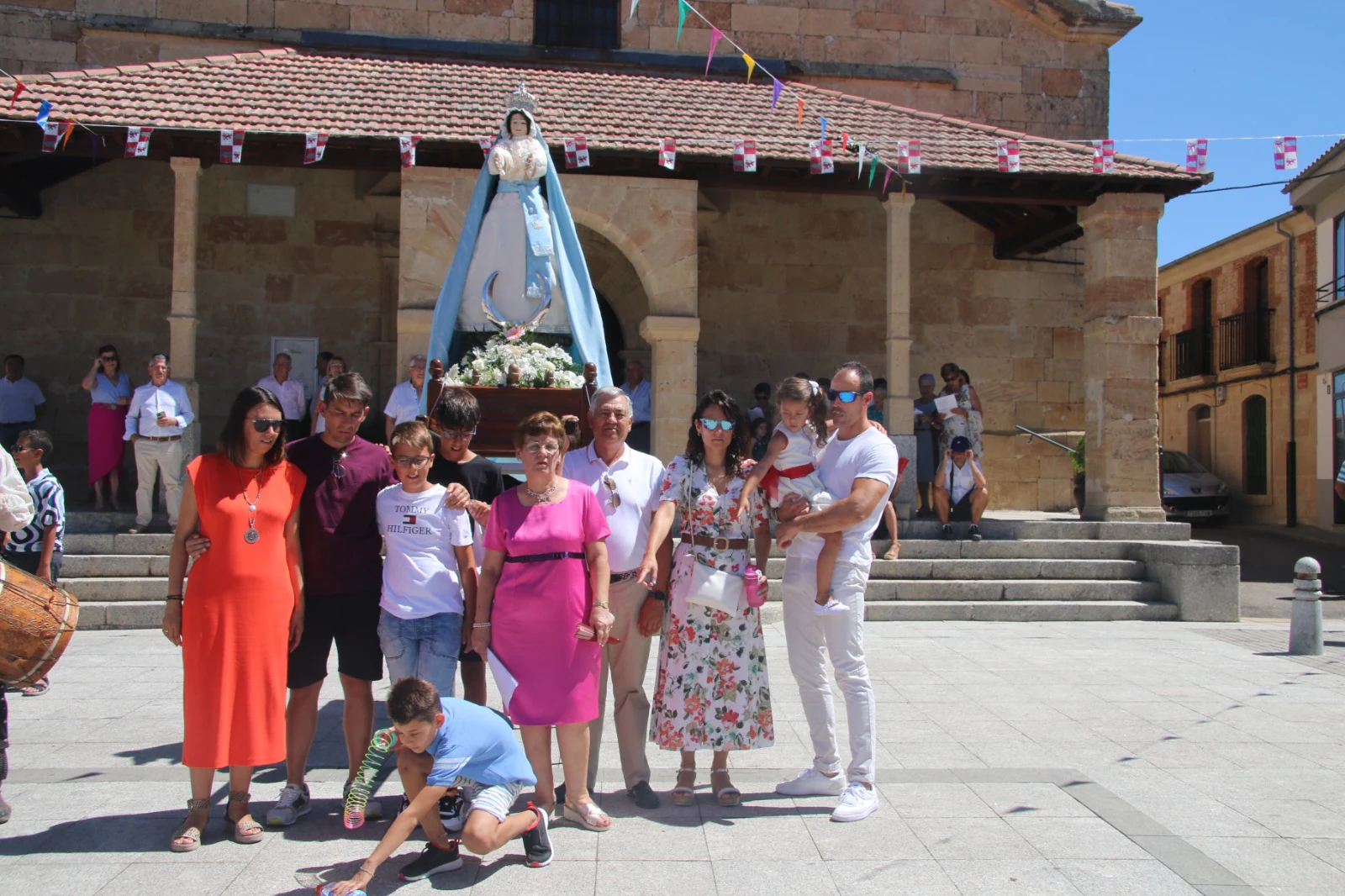 Gomecello salió a las calles para honrar a la Virgen de la Esperanza