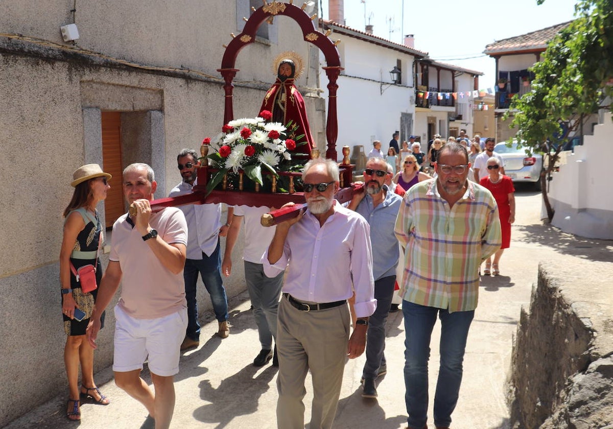 Molinillo honra a San Bartolomé en el día de su fiesta