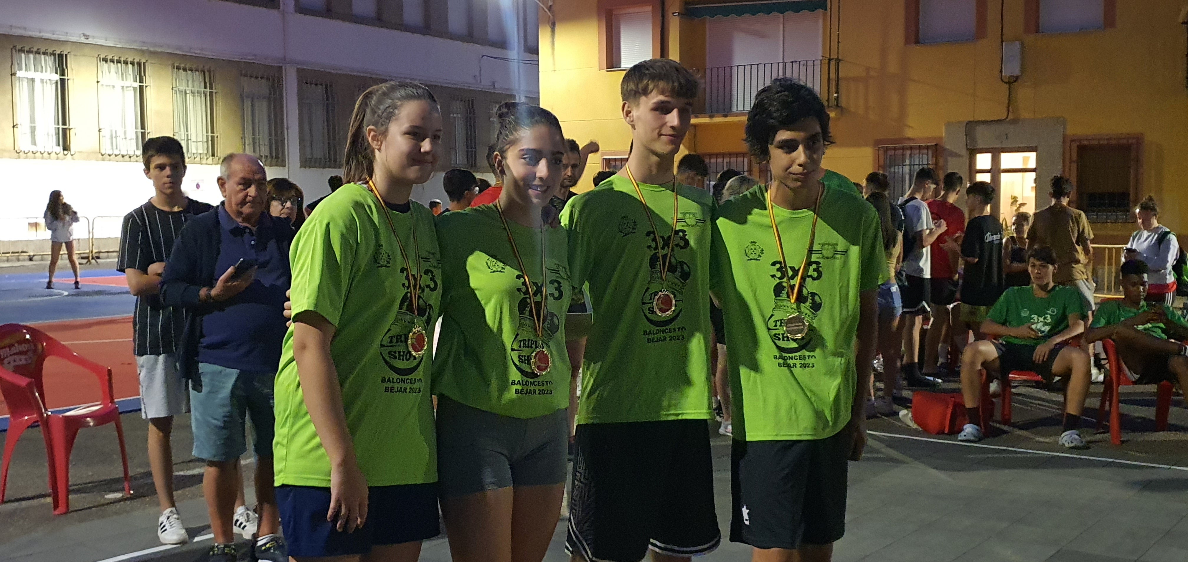 Intensa jornada de baloncesto en Béjar