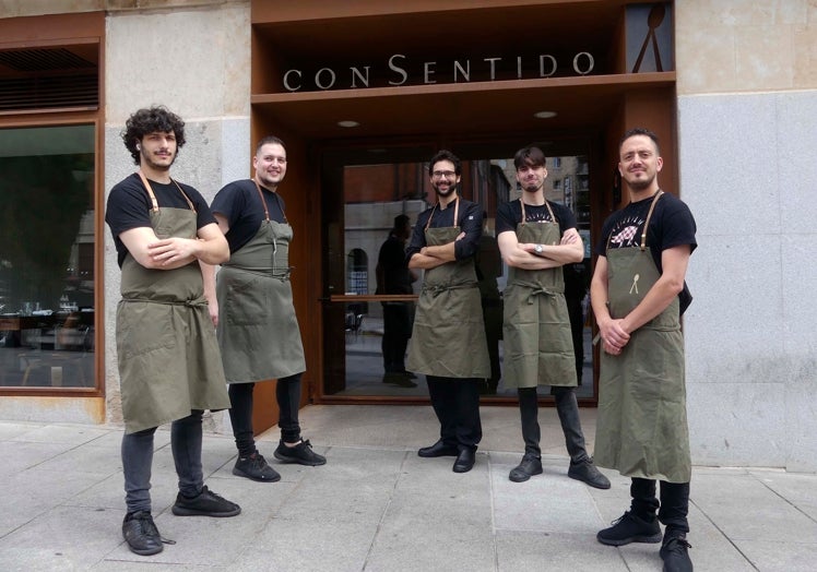 Carlos Hernández del Río, propietario de un restaurante.