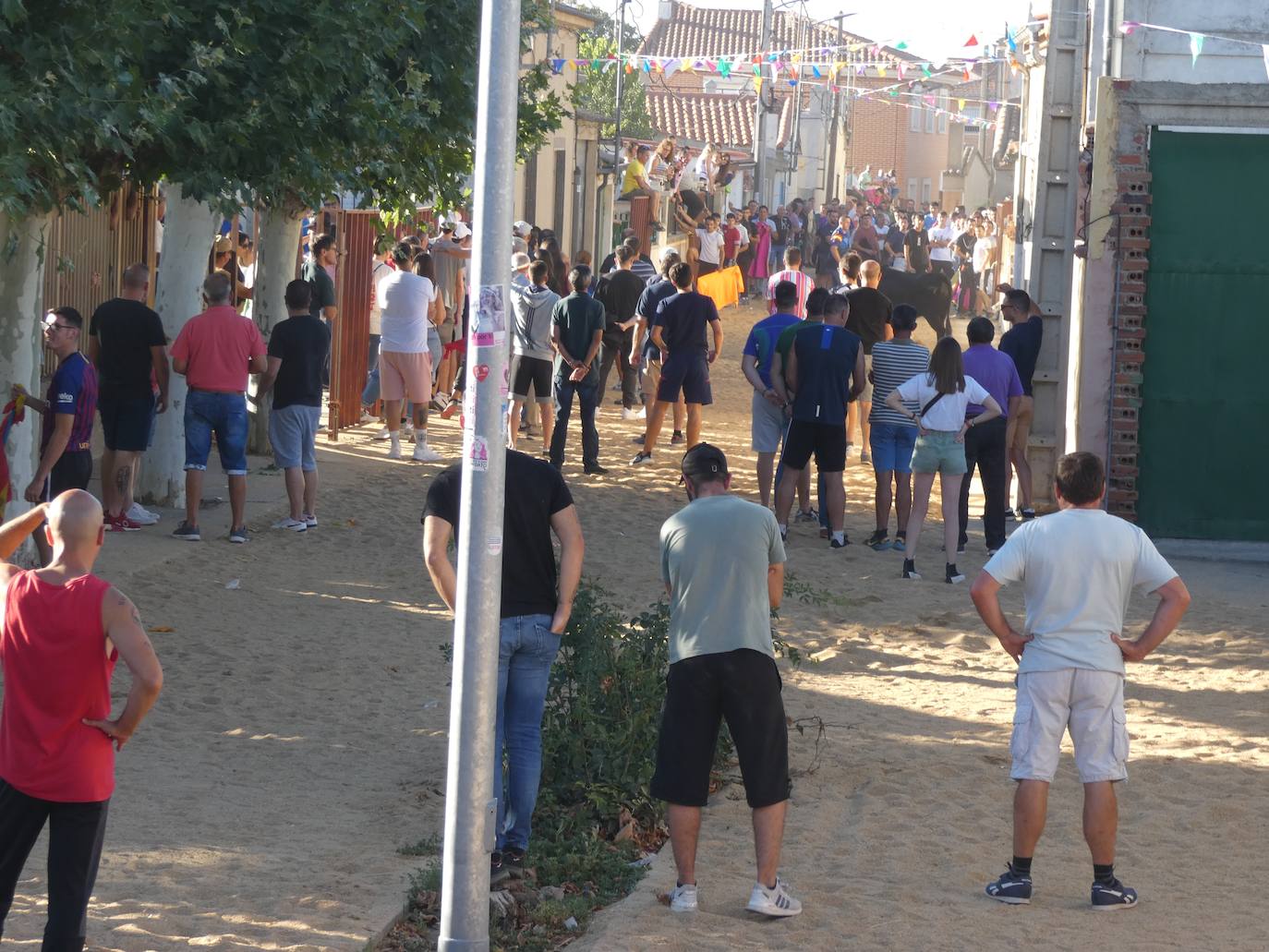 Multitudinario segundo encierro en Villaflores