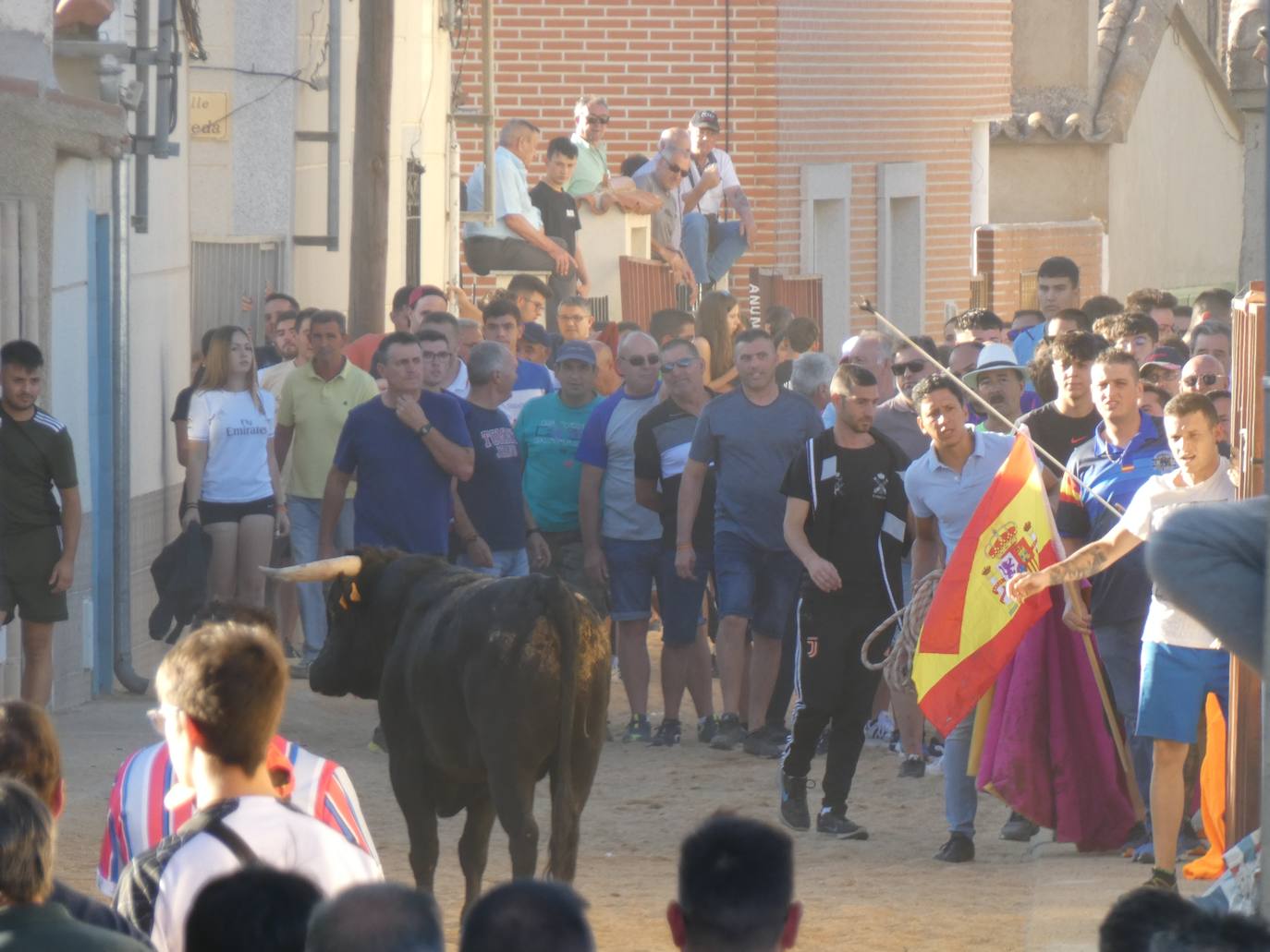 Multitudinario segundo encierro en Villaflores