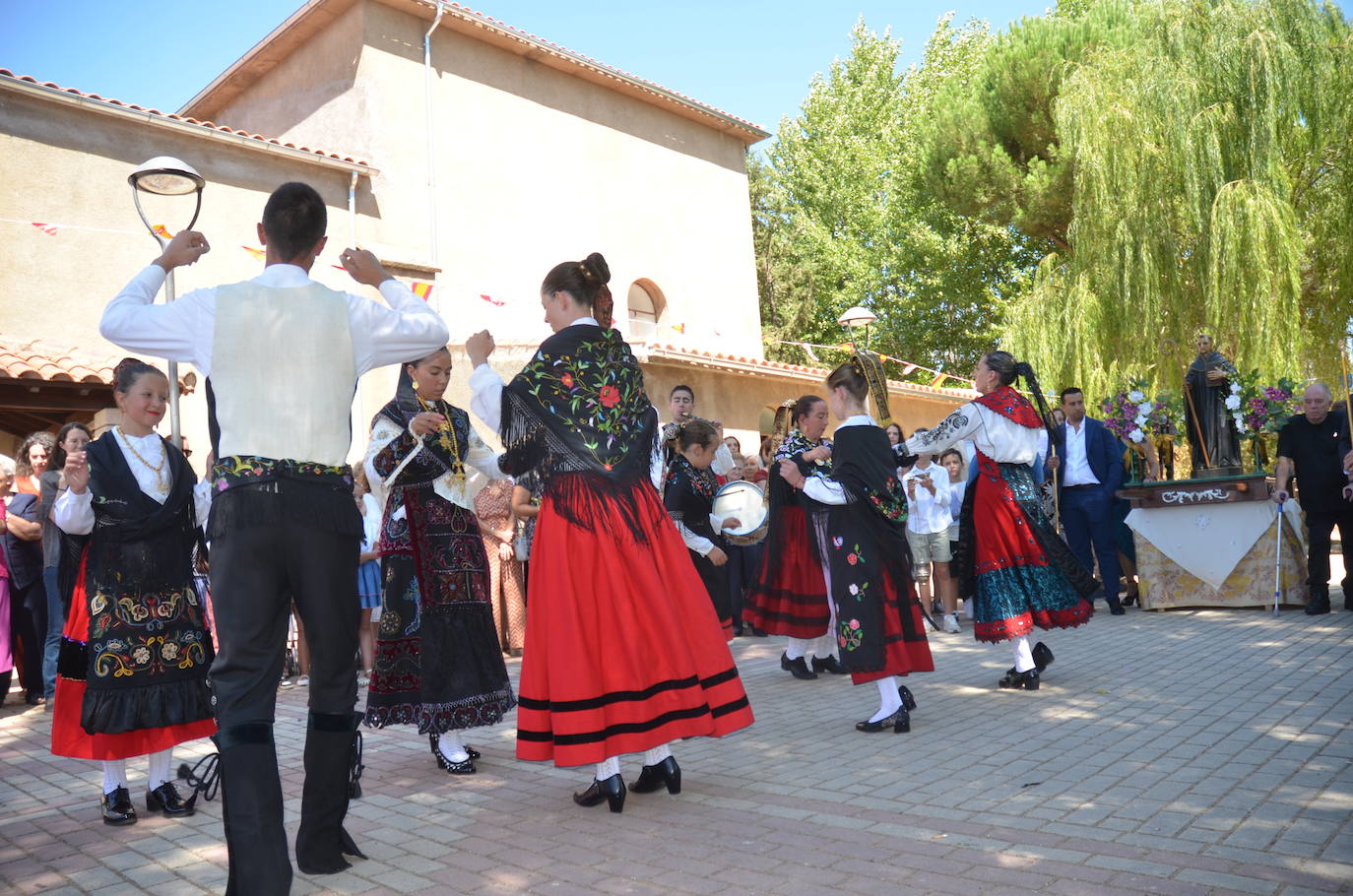 Regocijo en Puebla de Yeltes en honor a San Gil