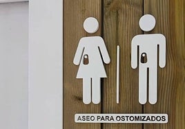 Señales de los nuevos aseos para ostomizados