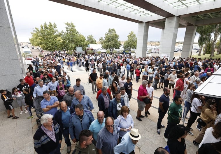 Salamaq, a tope: colas de hasta 20 minutos para acceder al recinto