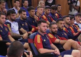 Un momento de la rueda de prensa de los capitanes de la Selección.