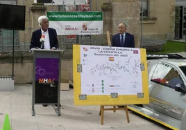 Jaime Briz y Luis Miguel Mata, en la presentación en el Museo de la Automoción.