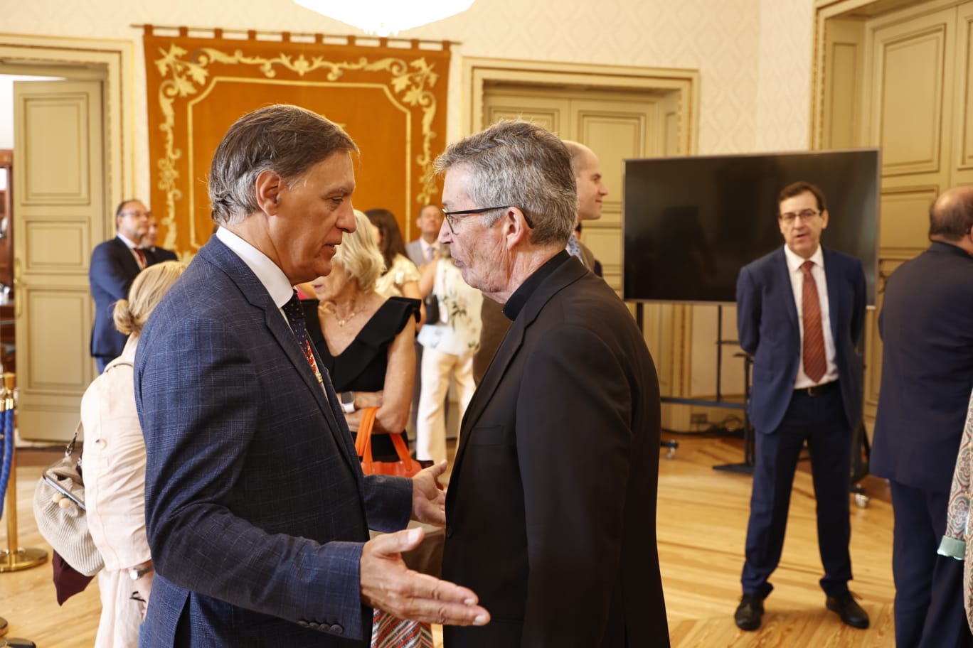 Aplaudido pregón de María Victoria Mateos: «La excelencia no entiende de género»