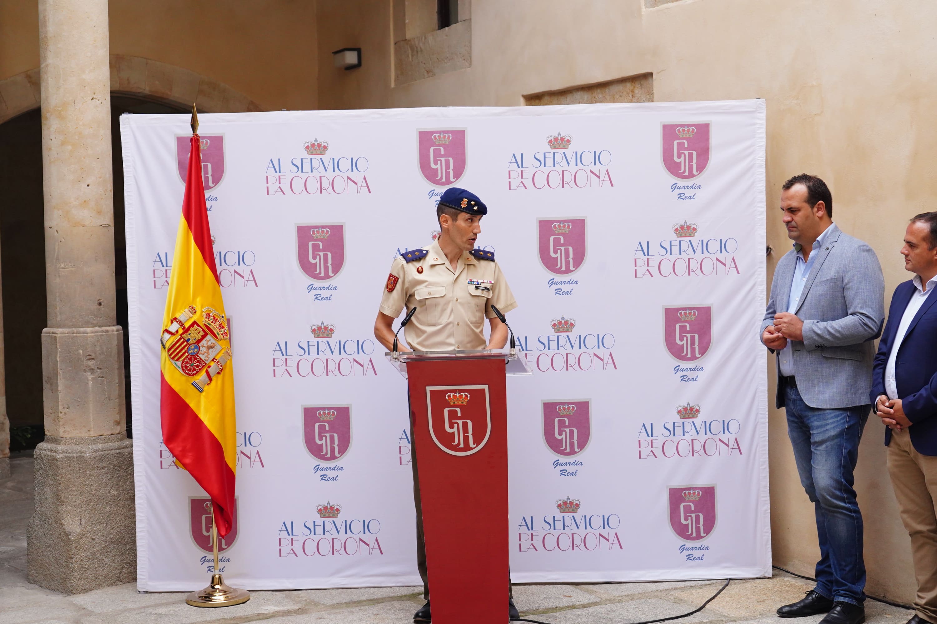 El Rolls-Royce que llevó a Felipe VI al altar, aparcado en la Torre de Anaya