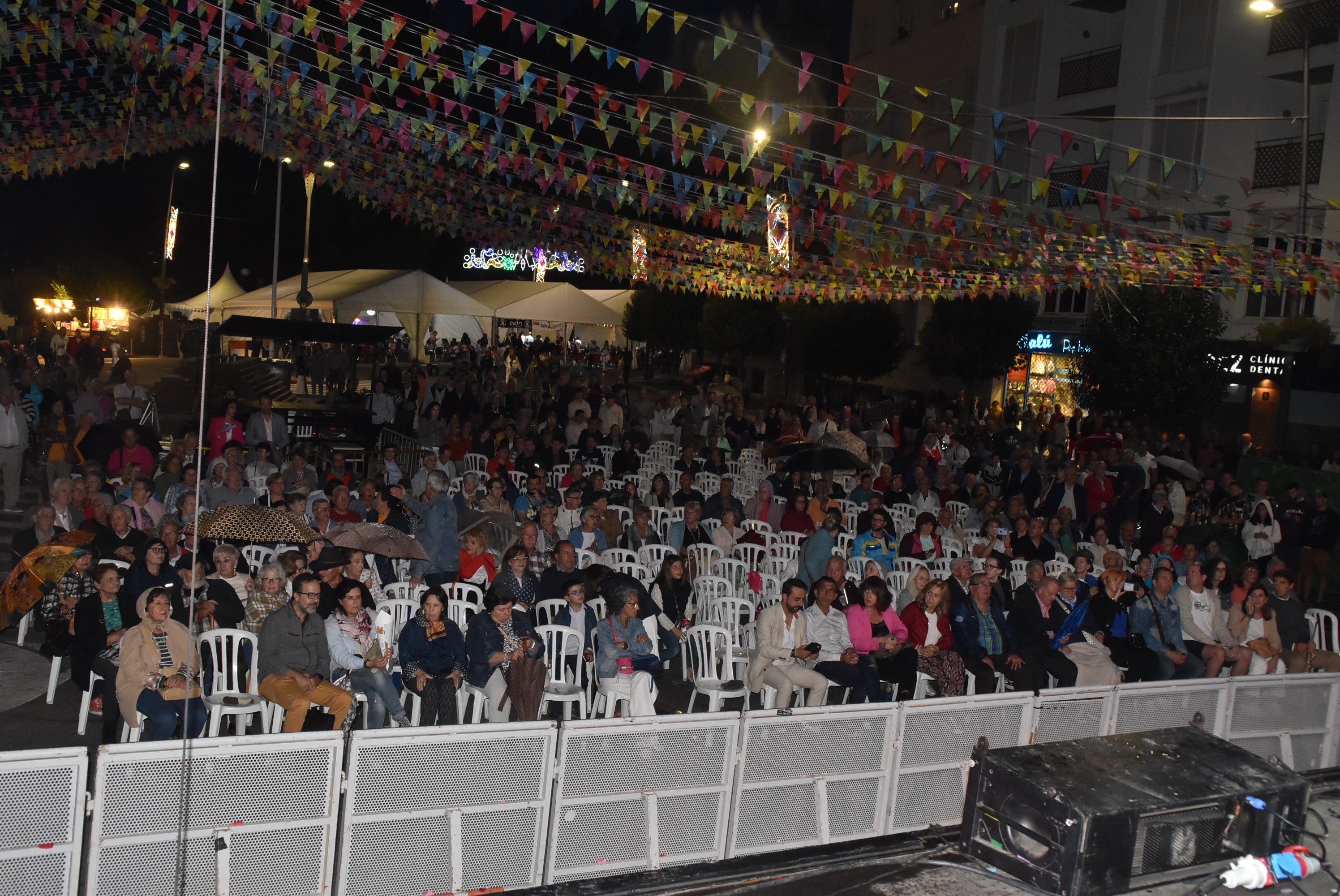 El violinista Javi Lin triunfa en la noche de Béjar