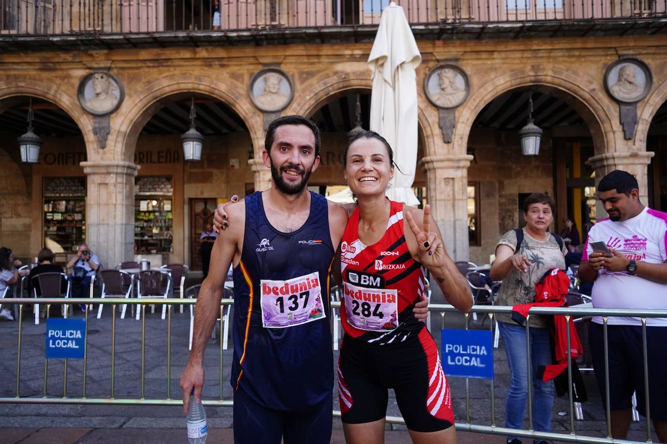 Los dos vencedores de la carrera.