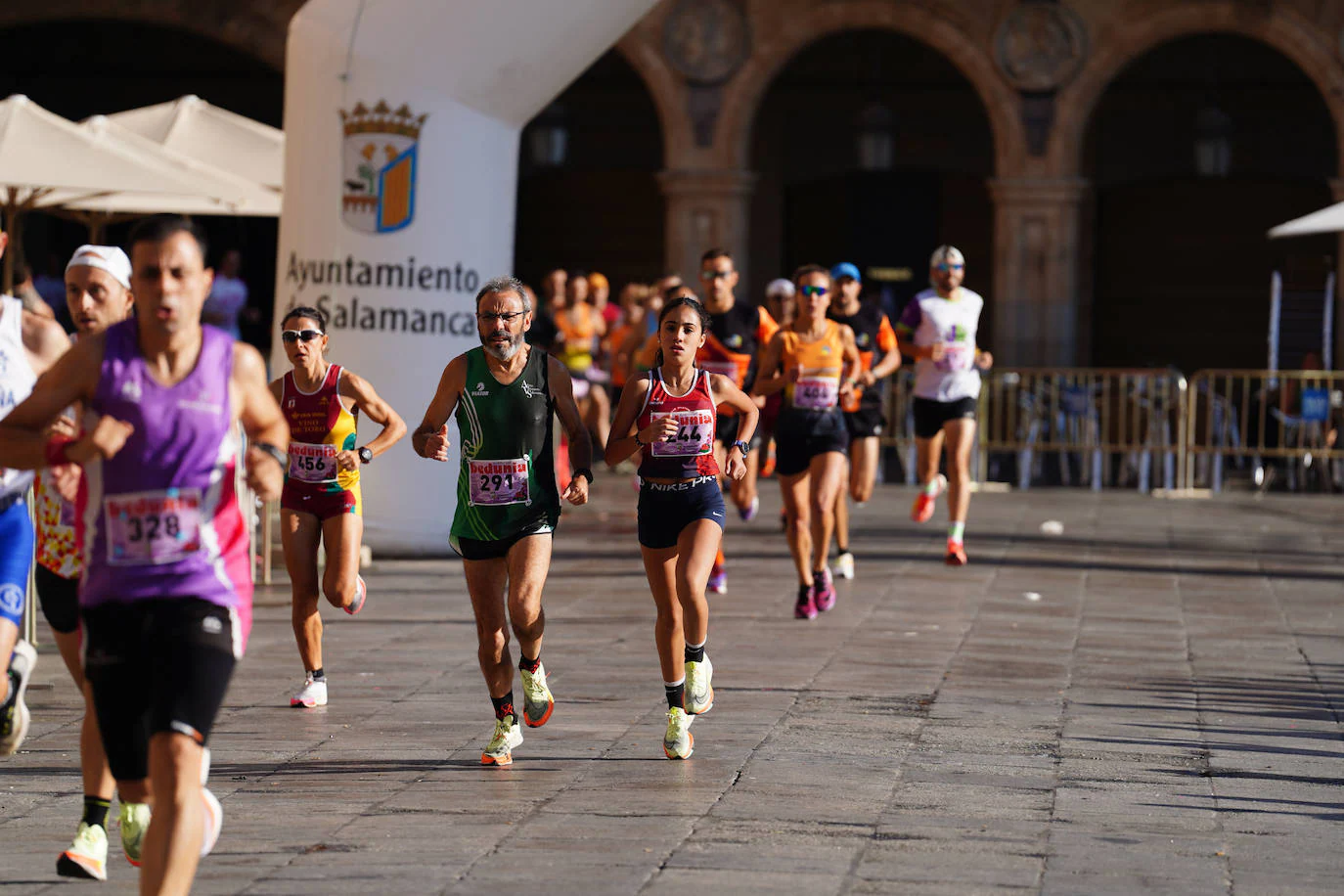 Las mejores imágenes de la Carrera contra la Violencia de Género