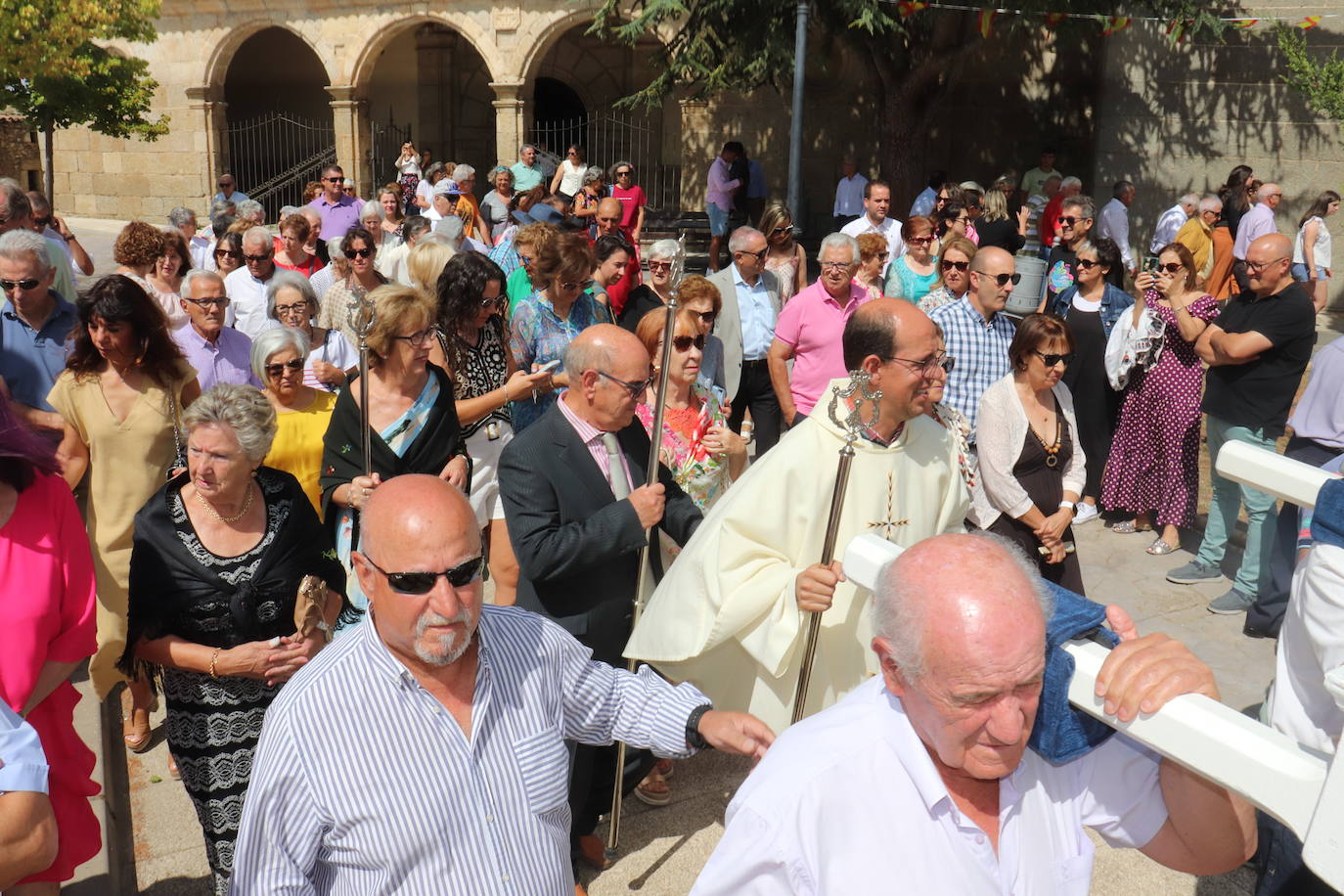 Despedida a lo grande de la Virgen de Gracia Carrero en Gallegos de Solmirón