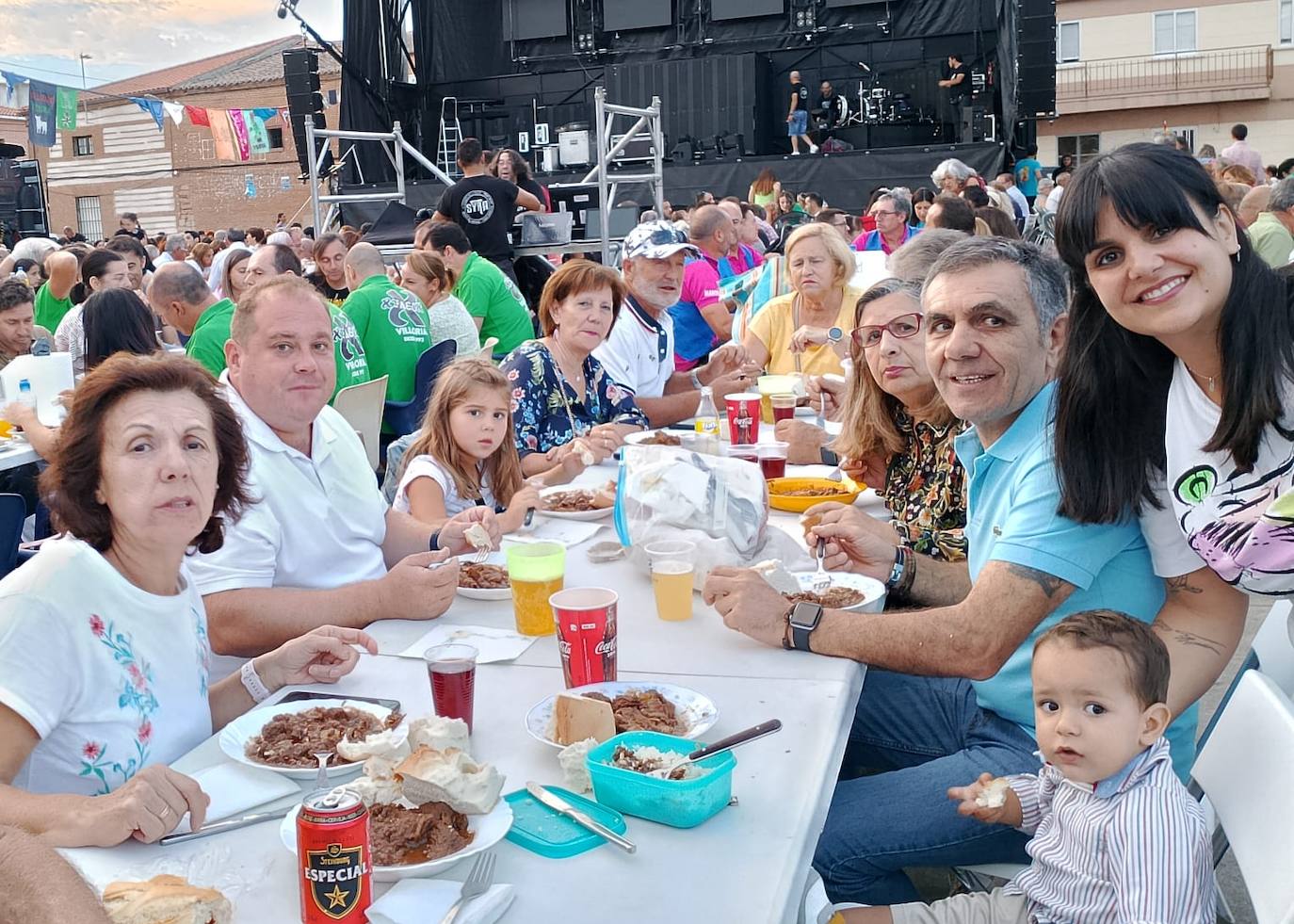 Los toros del cajón y la merienda de la vaca rematan las fiestas de Villoria