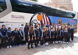 Así nace un club de fútbol en Salamanca: autobús, pasillo, y 'bautismo' en Los Dominicos