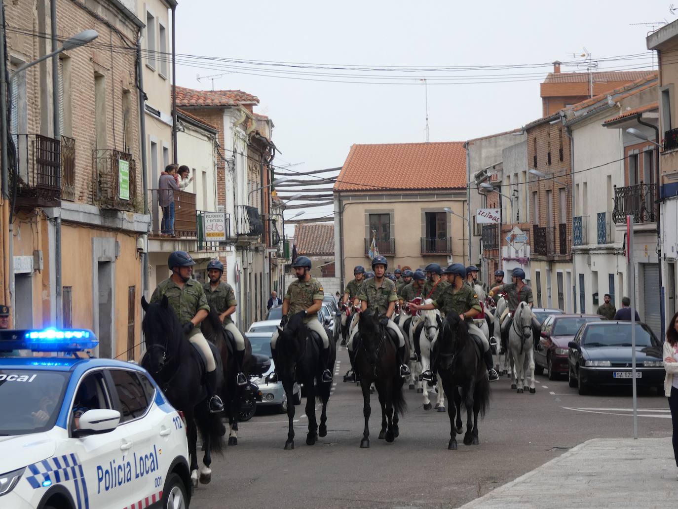 Peñaranda acoge con agradecimiento la visita de la Guardia Real