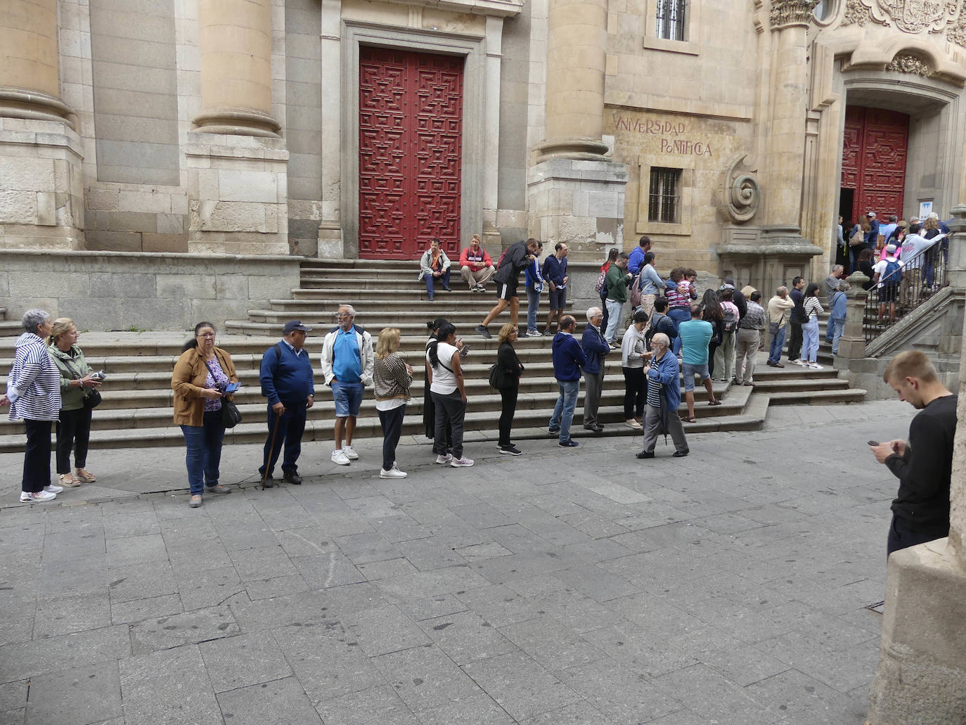 Largas colas en la jornada de puertas abiertas de espacios culturales