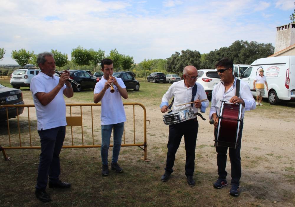 Alaraz celebra su fiesta en honor al Santo Cristo del Monte