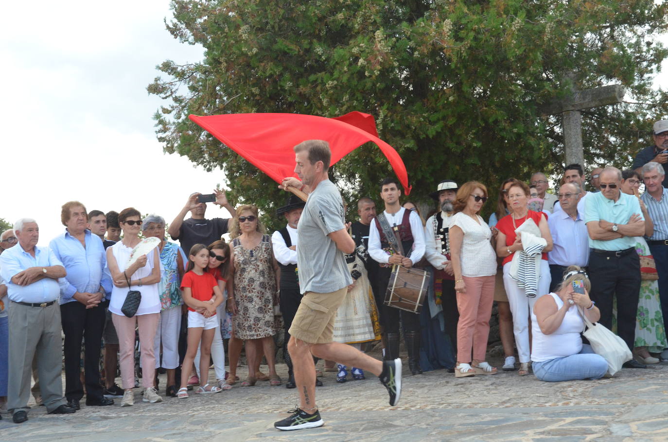 Ofrendas de destreza al Cristo de las Mercedes en Barruecopardo