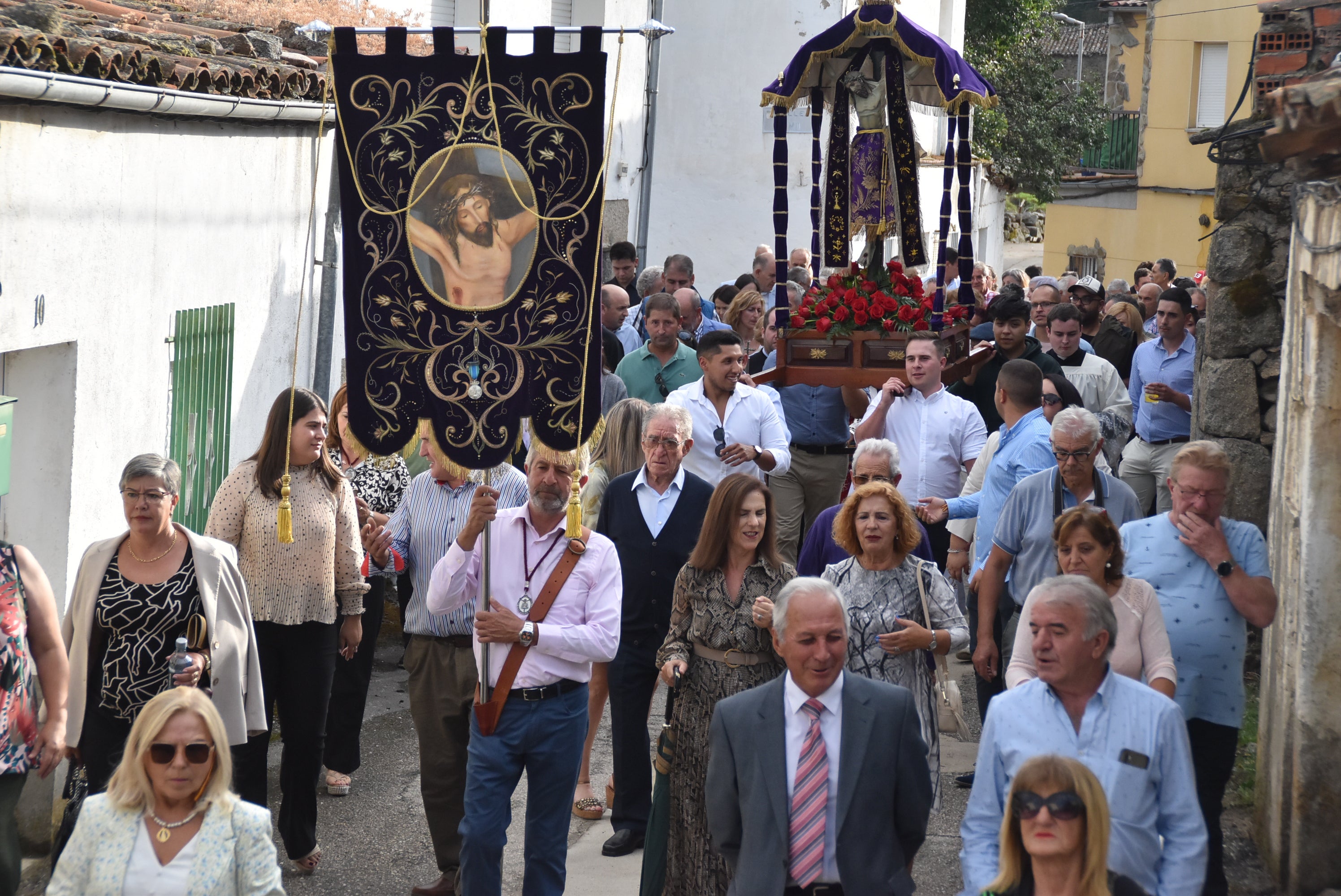 El Cristo de Valvanera ya descansa en su ermita en Sorihuela