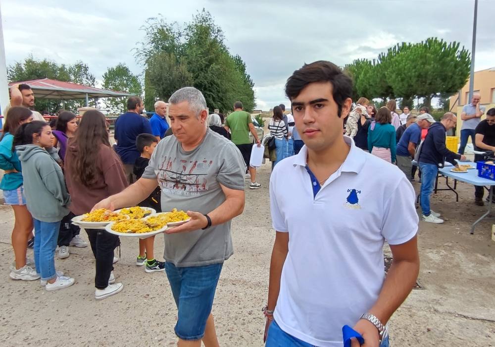 Bóveda del Río Almar reta al cielo y disfruta de su paella a la intemperie