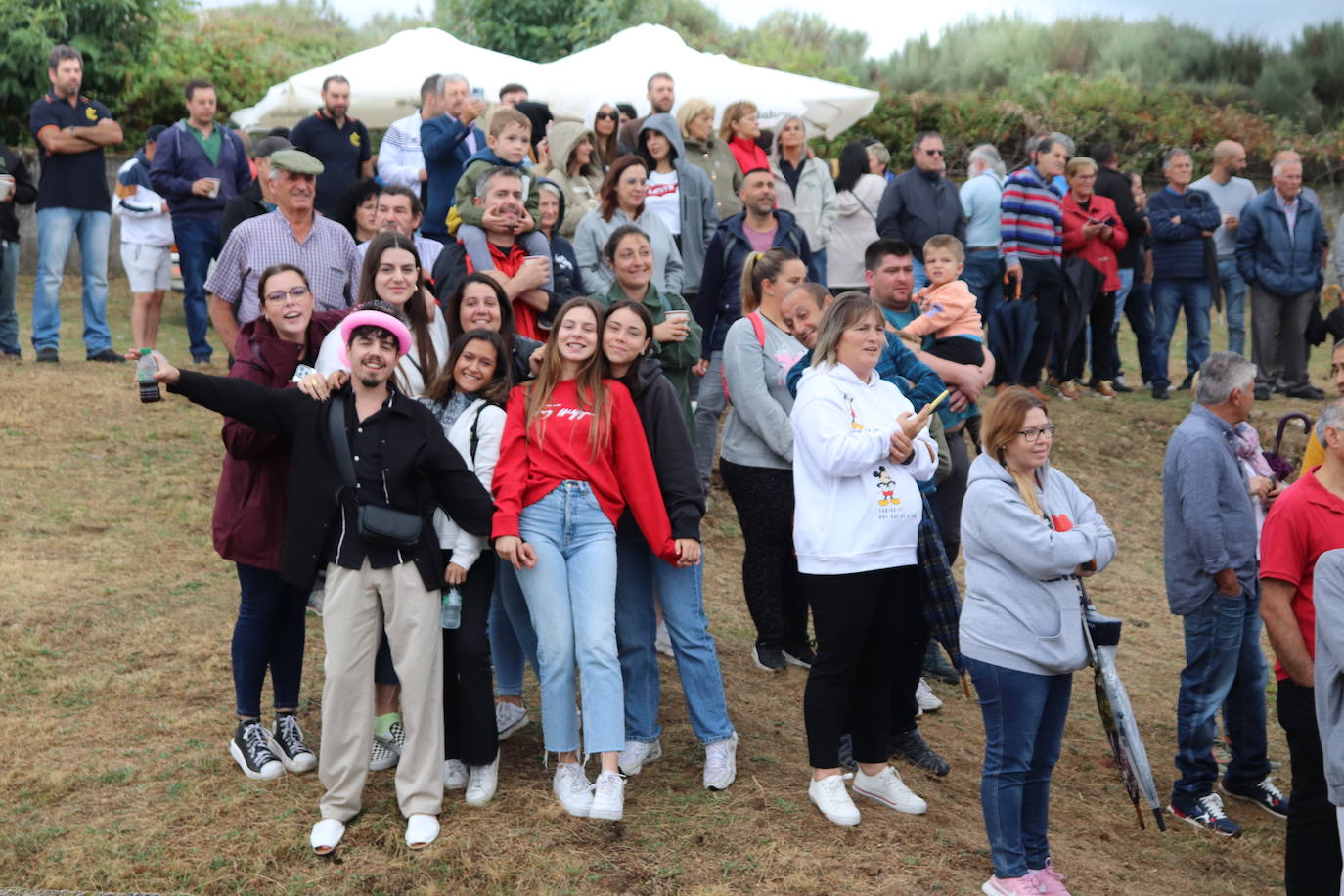 La lluvia no puede con las vaquillas de Colmenar de Montemayor