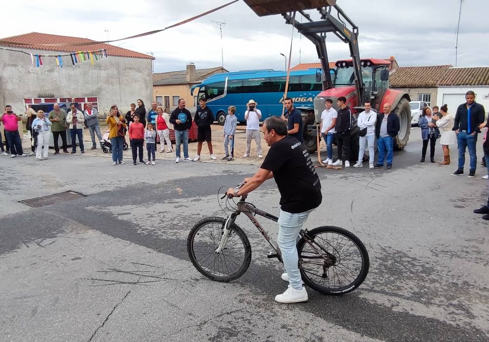 La moda de celebrar la quinta a los 50 llega a Villaflores