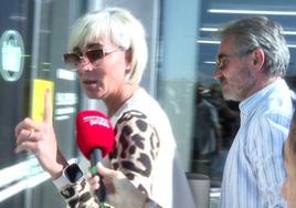 Ana María Aldón en su primera aparición pública junto a su actual pareja