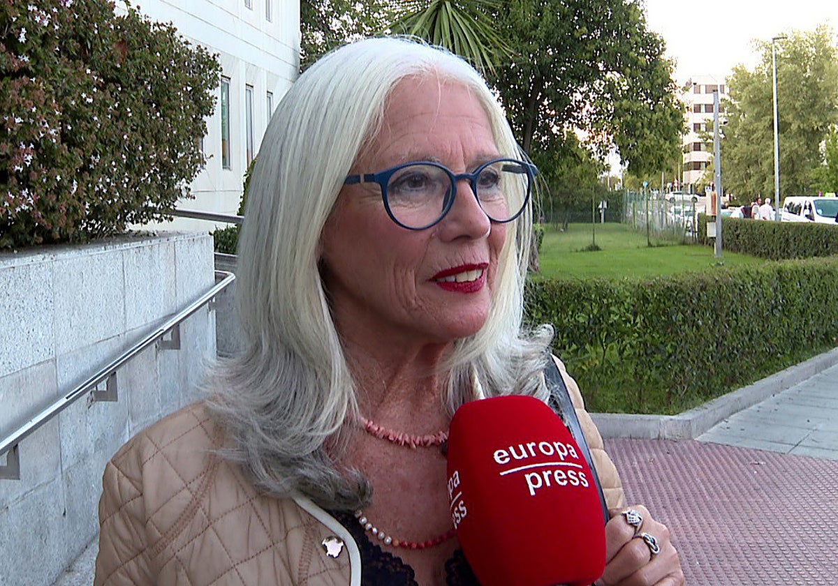 Isabel Jiménez visitó el plató de 'Y ahora Sonsoles'.