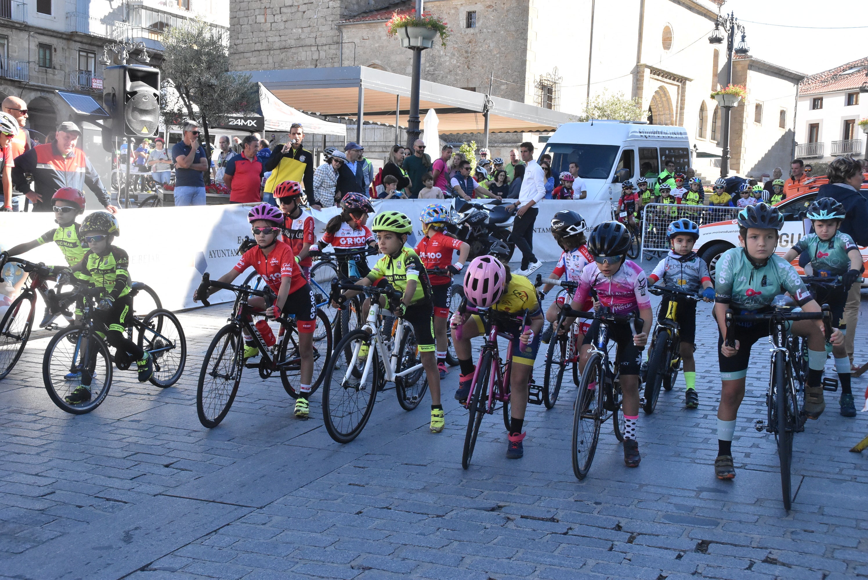 Animada mañana de ciclismo en Béjar