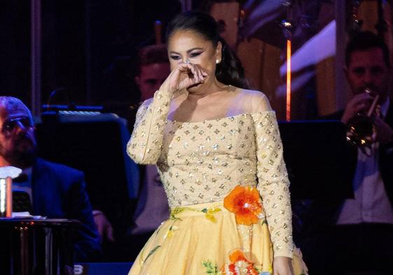 La diva de la música que sorprendió a Isabel Pantoja en su concierto en Sevilla