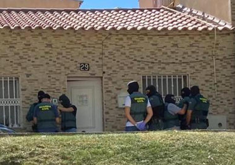 Las redadas antidroga en el barrio Blanco y en Pizarrales están relacionadas con la de Chamberí