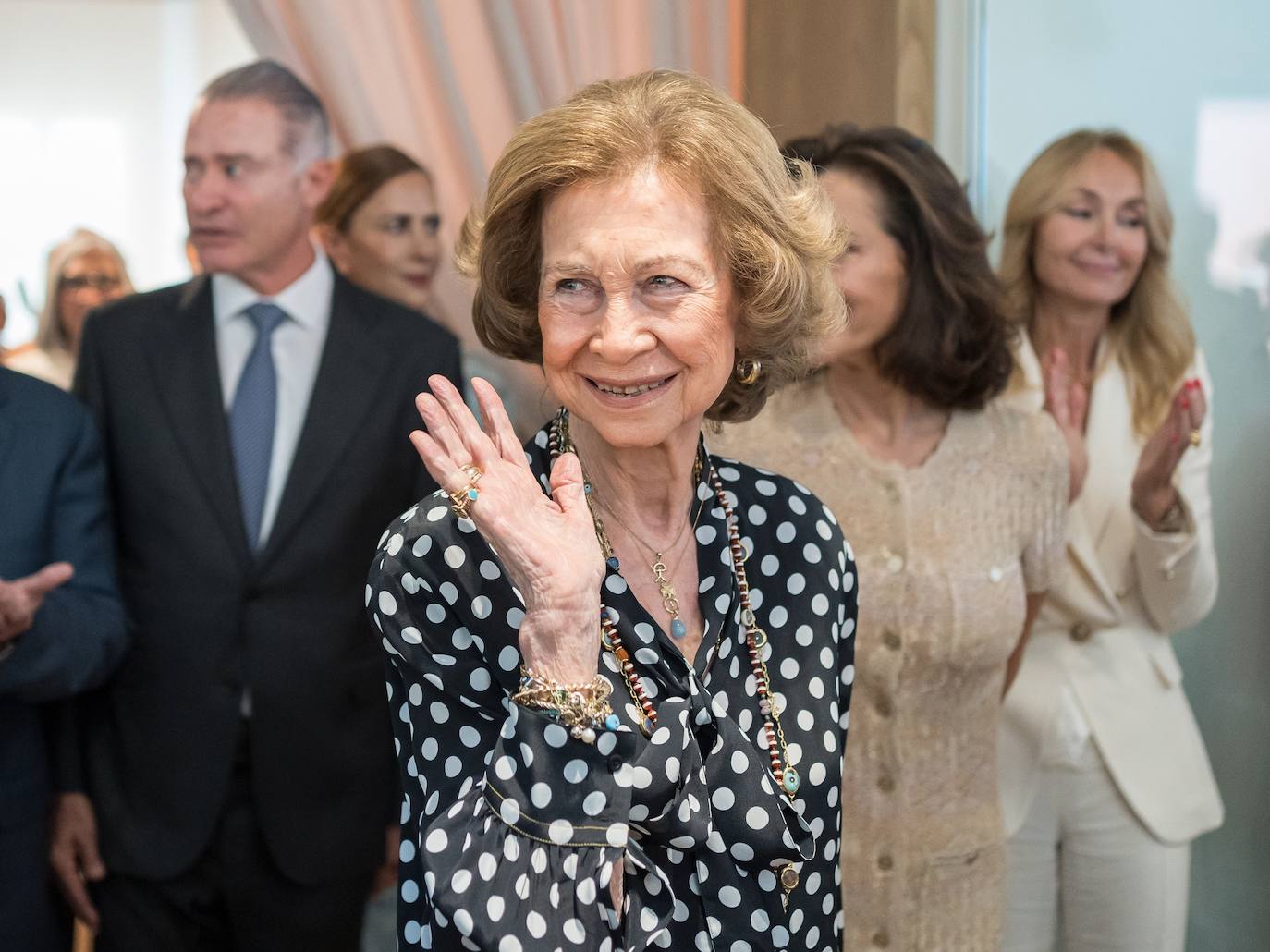 La Reina Sofía luce sonrisa en el quinto aniversario de la Fundación Casa de México