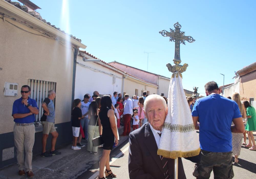 Procesión en honor a San Miguel Arcángel en Zorita de la Frontera