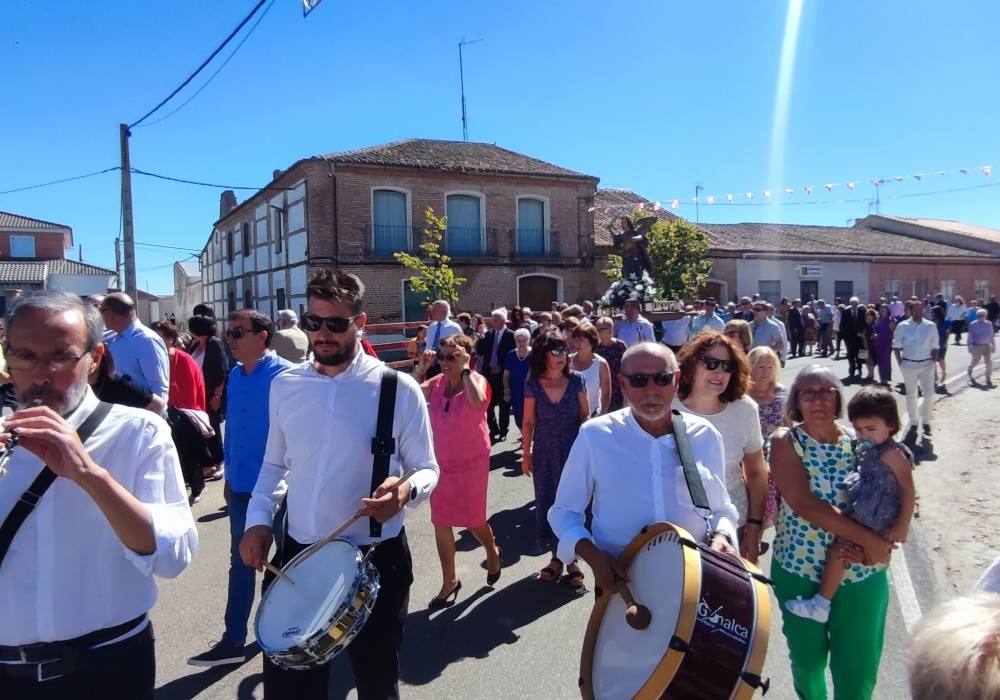 Procesión en honor a San Miguel Arcángel en Zorita de la Frontera